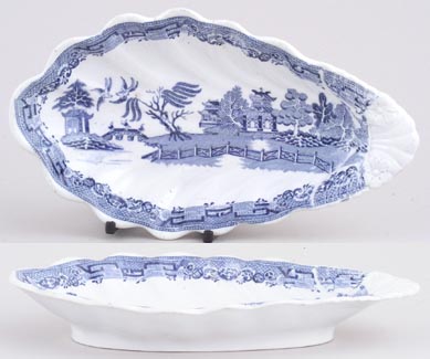 Dish fluted c1840